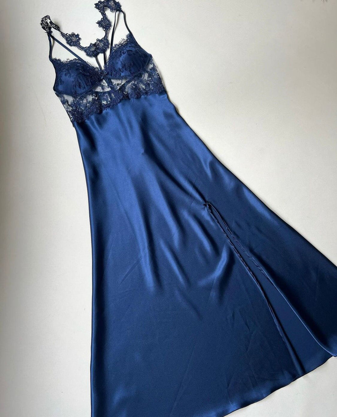 5 PIECES NIGHT DRESS ORIGNAL STUFF